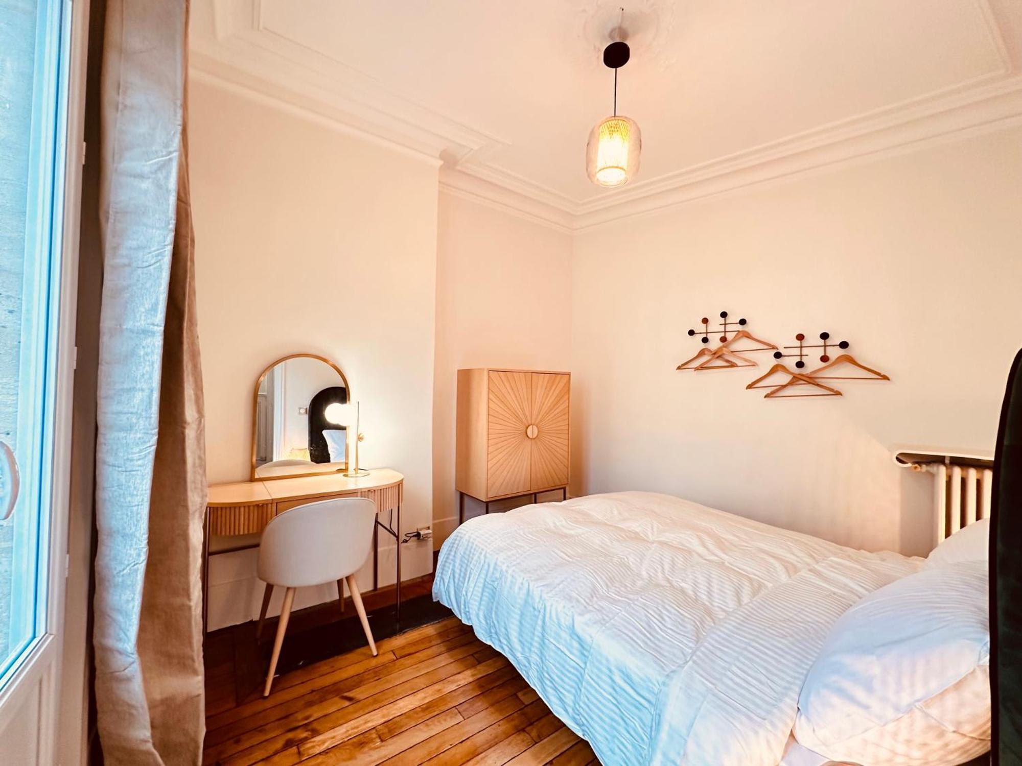 Charming 4-Room Flat Near Eiffel Tower-8People-2 Bedrooms ปารีส ภายนอก รูปภาพ